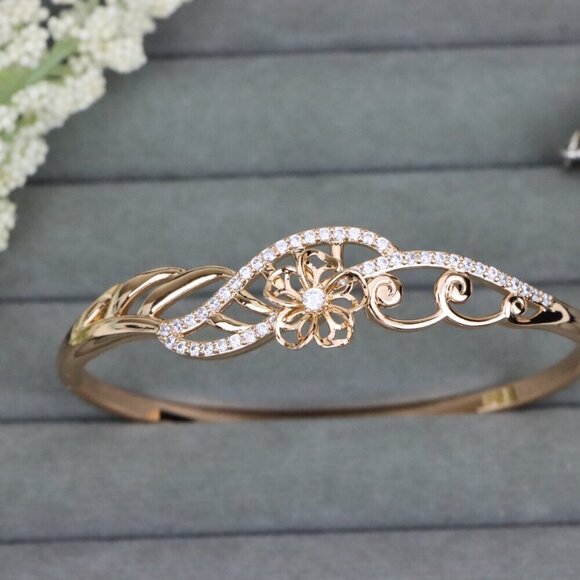 Elegant Floral Design Rose Gold Bangle with Crystal Accents, XPBL0592 - Picture 10 of 12
